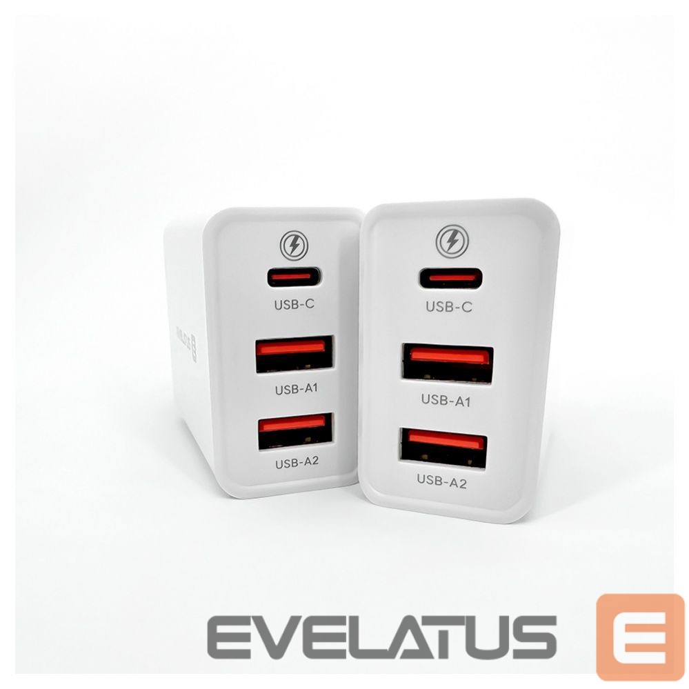 Adaptrid Evelatus Evelatus Travel Charger EU Wall 3 Ports 32W USB-C / USB-A2 ETC06 White