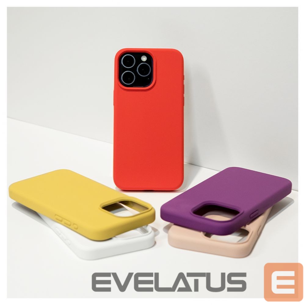 Tagakaaned Evelatus Apple iPhone 15 Pro Max Premium Soft Touch Silicone Case Gold