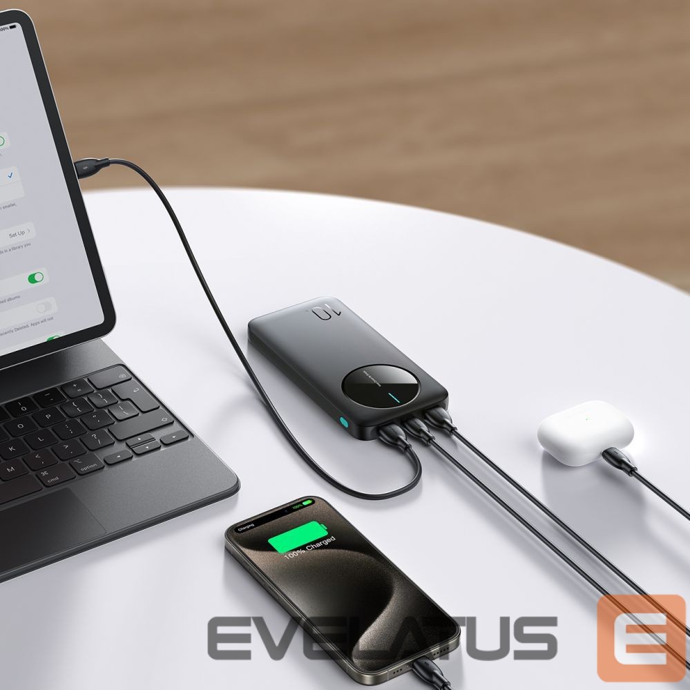 Väline aku Joyroom Powerbank Joyroom JR-PBF12 10000mAh 2.4A 2x USB-A 1x USB-C - black