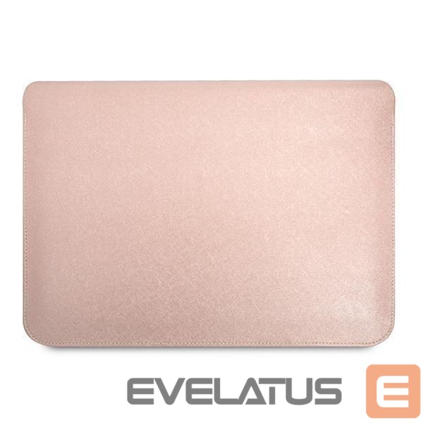 Tagakaaned Guess Pink