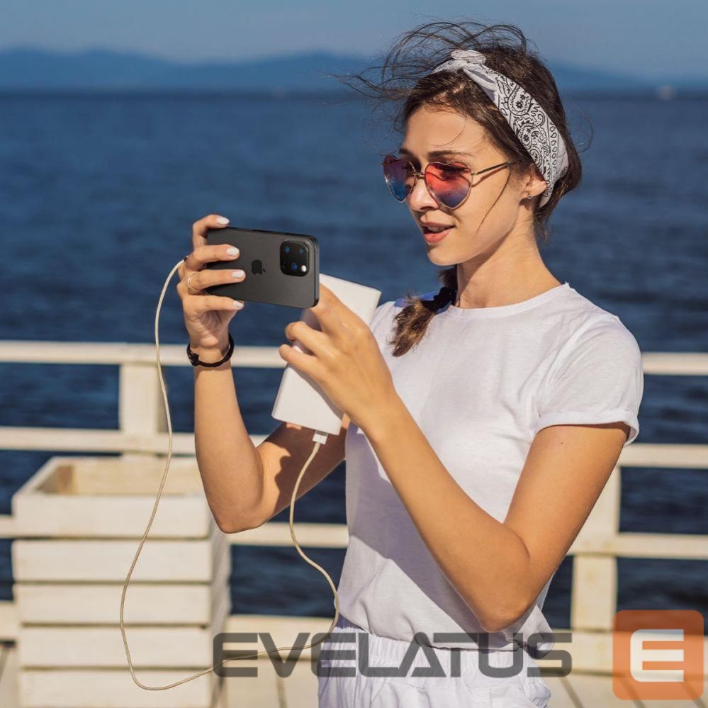 Kaitseklaasid Spigen Black