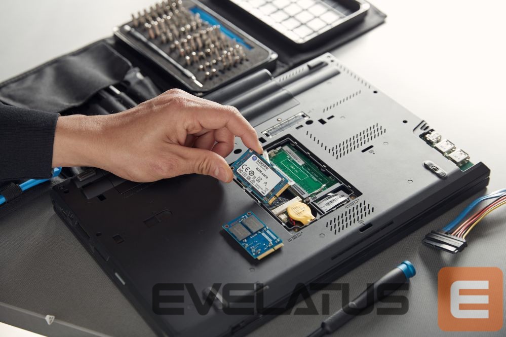 Kõvaketas SSD Kingston KC600 512 GB, SSD interface mSATA, Write speed 520 MB/s, Read speed 550 MB/s