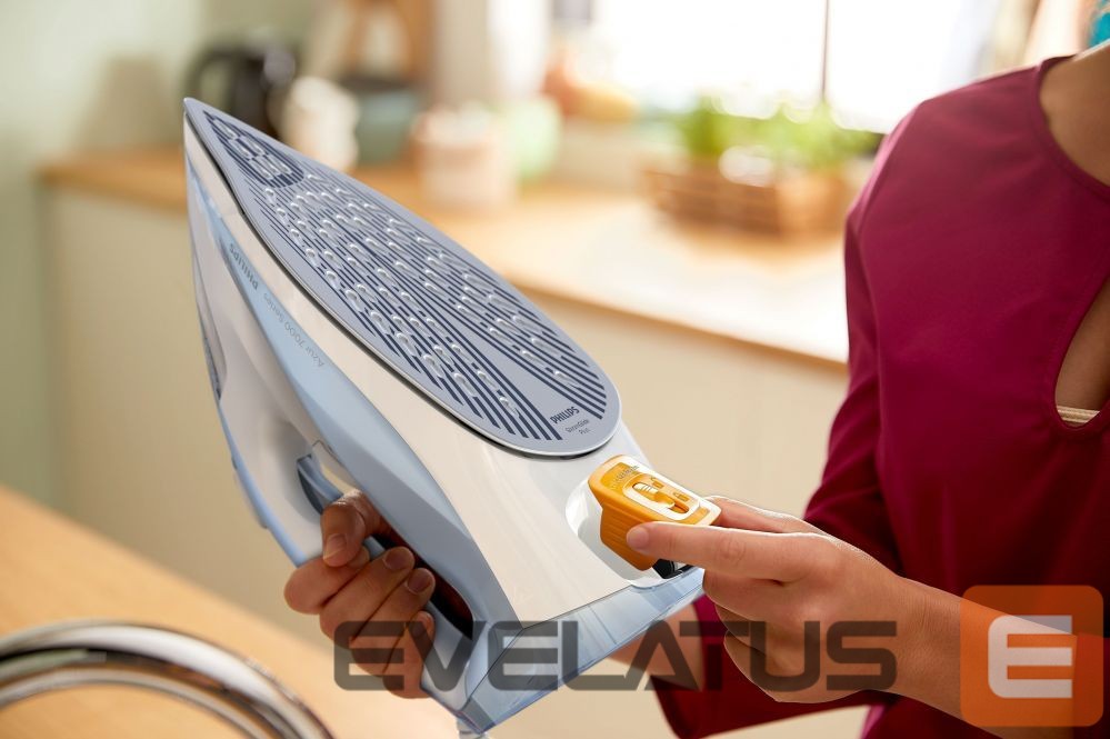 Triikrauad Philips DST7011/20 HV Steam Iron, Light Blue/Gray