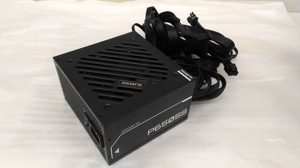 Toiteplokk Gigabyte SALE OUT. PSU GP-P650SS GEU1, 650W | PSU | GP-P650SS GEU1 | USED, REFURBISHED, WITHOUT ORIGINAL PACKAGING | 650 W